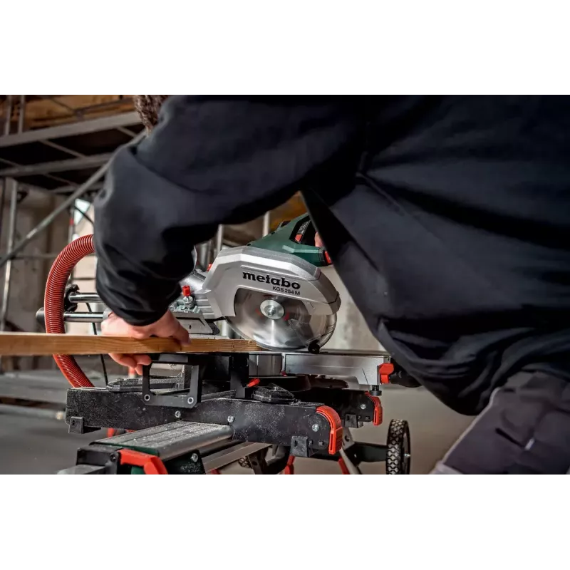 Zaag Metabo KGS 254 M