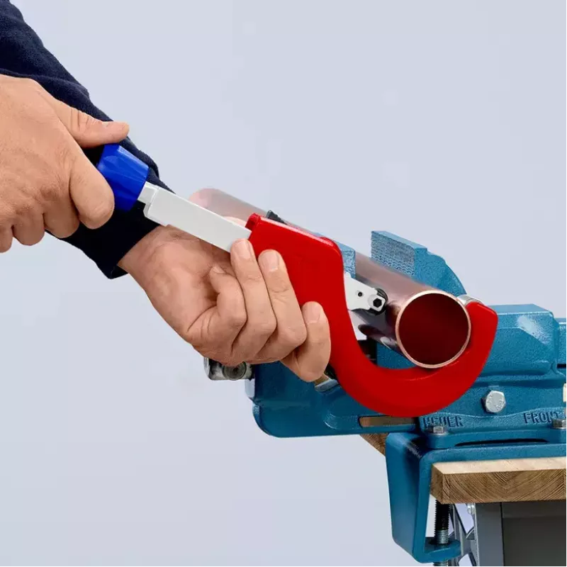 Pijpsnijder Knipex 90 31 03 BK geschikt voor messing, koper, staal