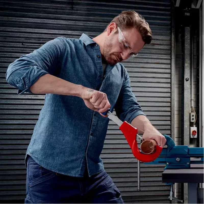 Pijpsnijder Knipex 90 31 03 BK geschikt voor messing, koper, staal