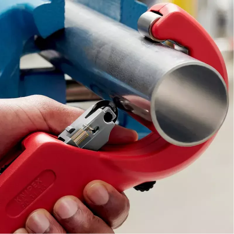 Pijpsnijder Knipex 90 31 03 BK geschikt voor messing, koper, staal