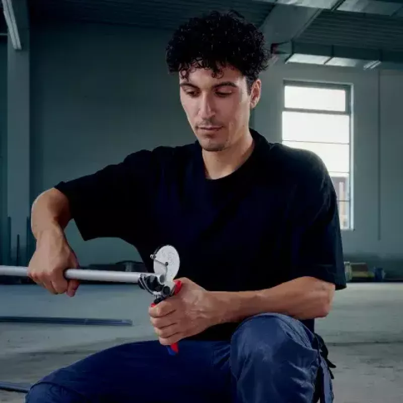 Knipex 90 25 25 buizensnijder voor composiet- en kunststofbuizen