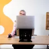 R-Go Tools laptopstandaard R-Go Riser Document, ergonomische, opvouwbare en verstelbare standaard met documenthouder, zwart