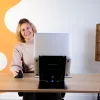 R-Go Tools tablet- en laptopstandaard R-Go Riser Duo, geschikt voor 10–22 inch scherm, zwart