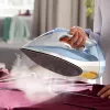 Stoomstrijkijzer Philips 7000-serie DST7011/20 — 2600 W, 0,3 l tank, SteamGlide Plus zoolplaat, verticale stoom