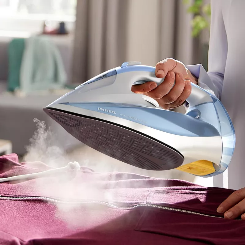 Stoomstrijkijzer Philips 7000-serie DST7011/20 — 2600 W, 0,3 l tank, SteamGlide Plus zoolplaat, verticale stoom