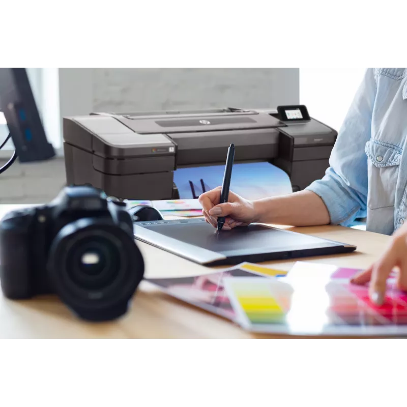 HP Designjet Z9+dr 44-inch PostScript printer met V-trimmer
