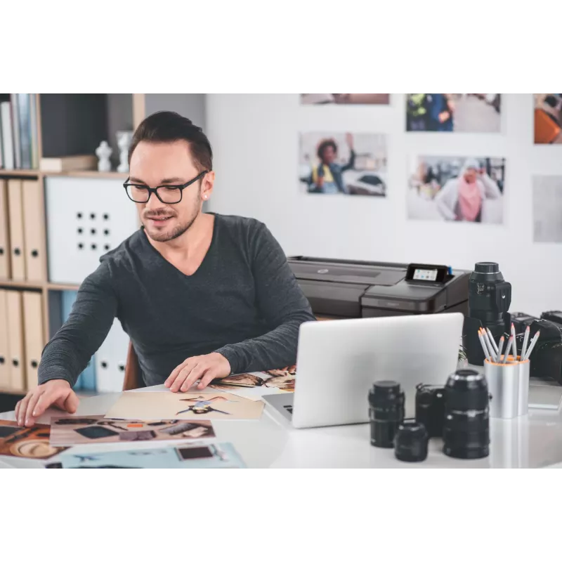 HP Designjet Z9+dr 44-inch PostScript printer met V-trimmer
