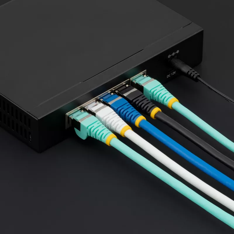 StarTech.com 3m CAT6a ethernetkabel - aqua - Low Smoke Zero Halogen (LSZH) - 10GbE 500MHz 100W PoE++ snagless RJ-45 met trekontlasting S/FTP netwerk-patchkabel