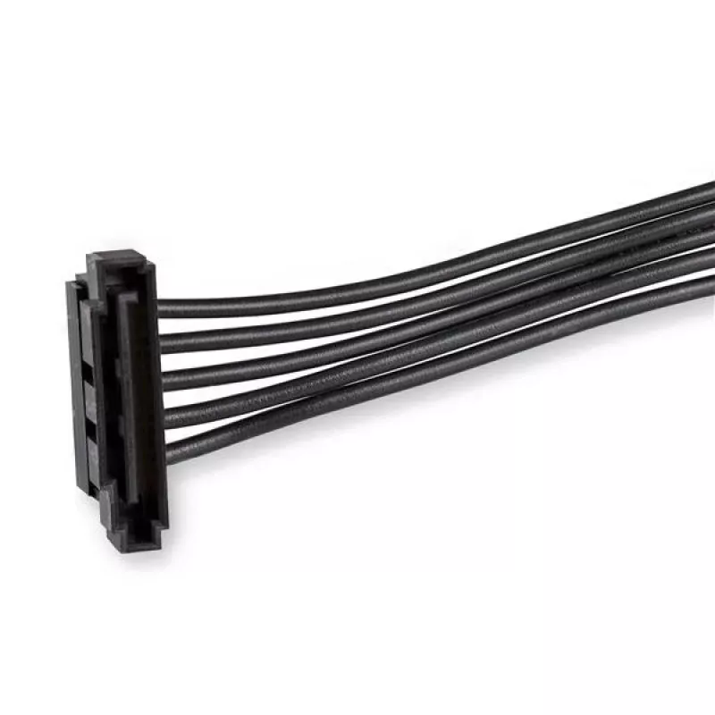 StarTech.com 4x SATA-stroomsplitter-adapterkabel, SATA 15-polig, 4 x SATA, 0,4 m, stekker, bus, zwart