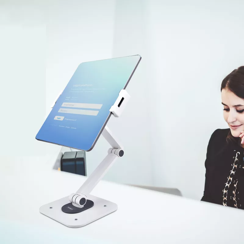 StarTech.com verstelbare tabletstandaard voor bureau – wandmontage – capaciteit 1 kg – ergonomisch gelede universele tabletstandaard – tabletsteun voor bureau zwenkbaar/draaibaar/roterend