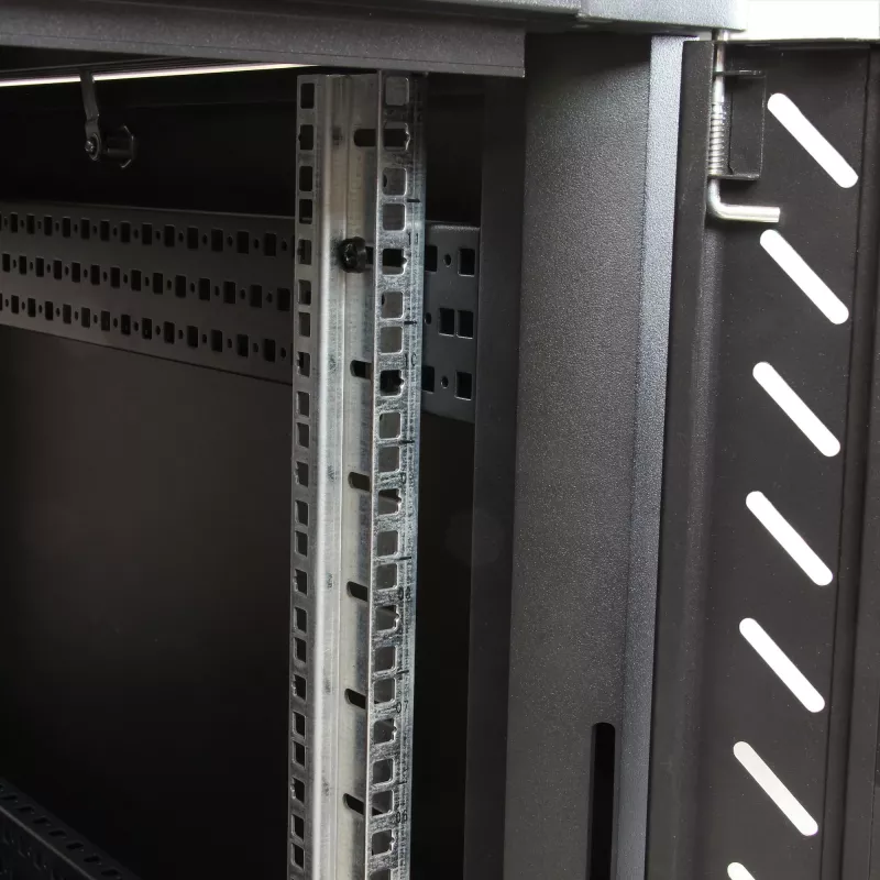 StarTech.com 4-paals 12U serverrack, afsluitbare 19-inch datakast voor computer-/AV-/IT-apparatuur, kantoor-/thuisnetwerkrack met wielen & verstelbare montagerails