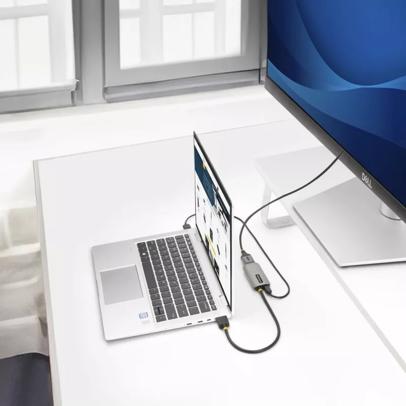 StarTech.com 1ft (30cm) HDMI naar DisplayPort-adapterkabel, 8K 60Hz, actieve HDMI 2.1 naar DP 1.4-videoconverter, USB-busvoeding met meegeleverde kabel