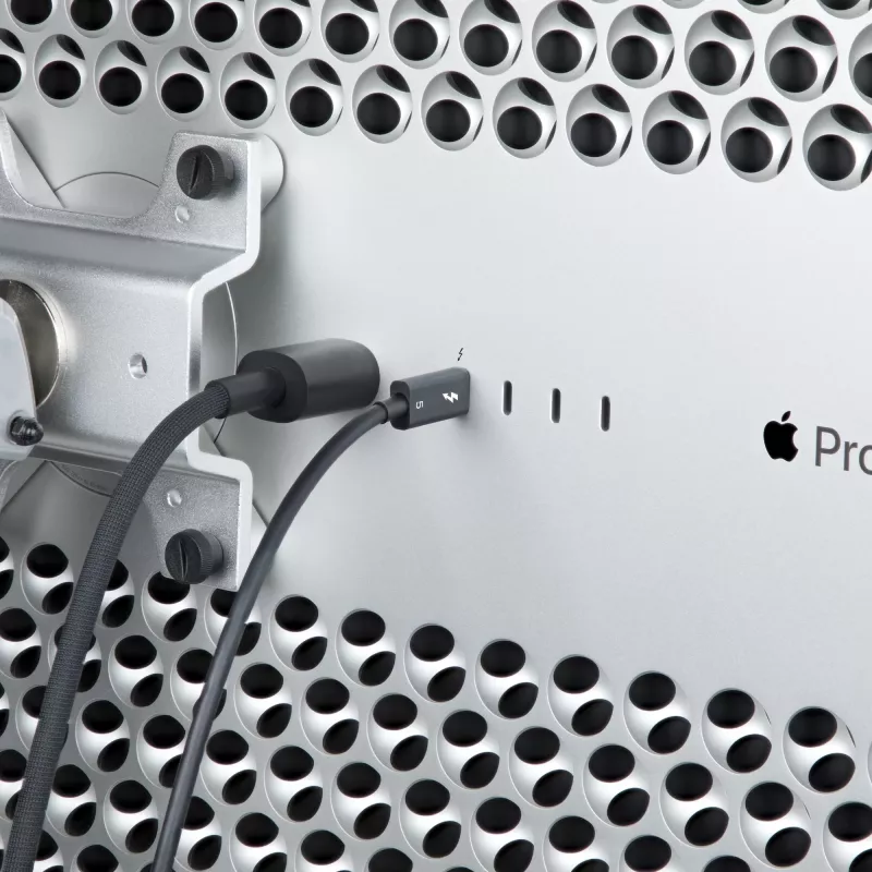 StarTech.com 2.6ft (80cm) Thunderbolt 5-kabel, 80 Gbit/s/ tot 120 Gbit/s, 240 W PD, 8K 60 Hz, gecertificeerde Thunderbolt-kabel – compatibel met Thunderbolt 4/USB4/USB-C
