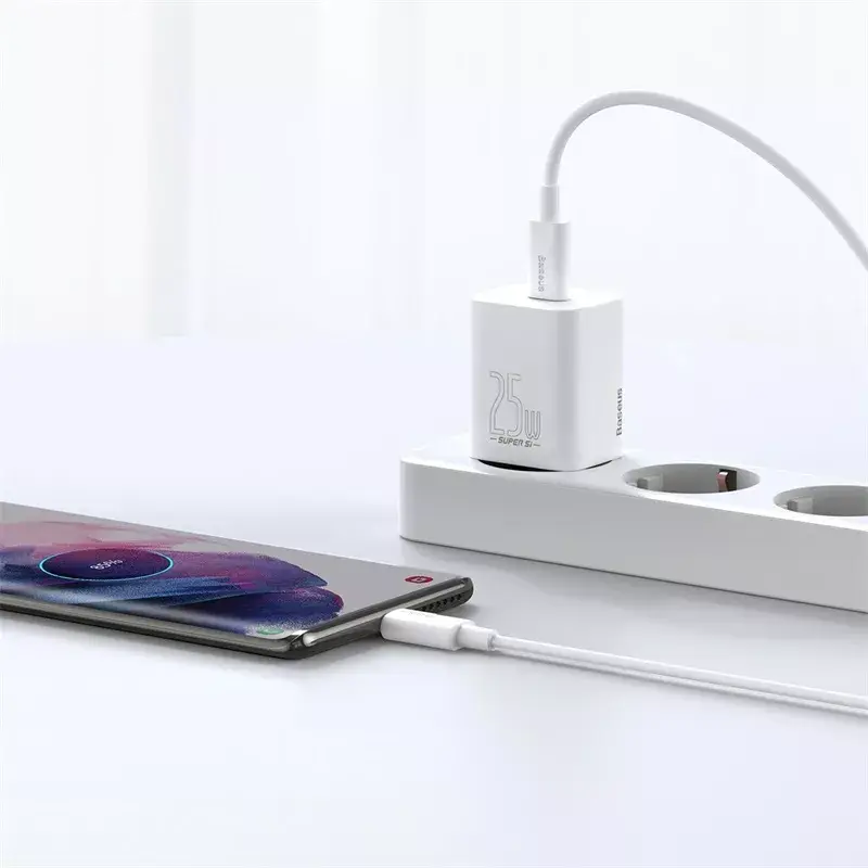 Baseus Super Si indoor-oplader wit snelopladen 12V 1xUSB-C