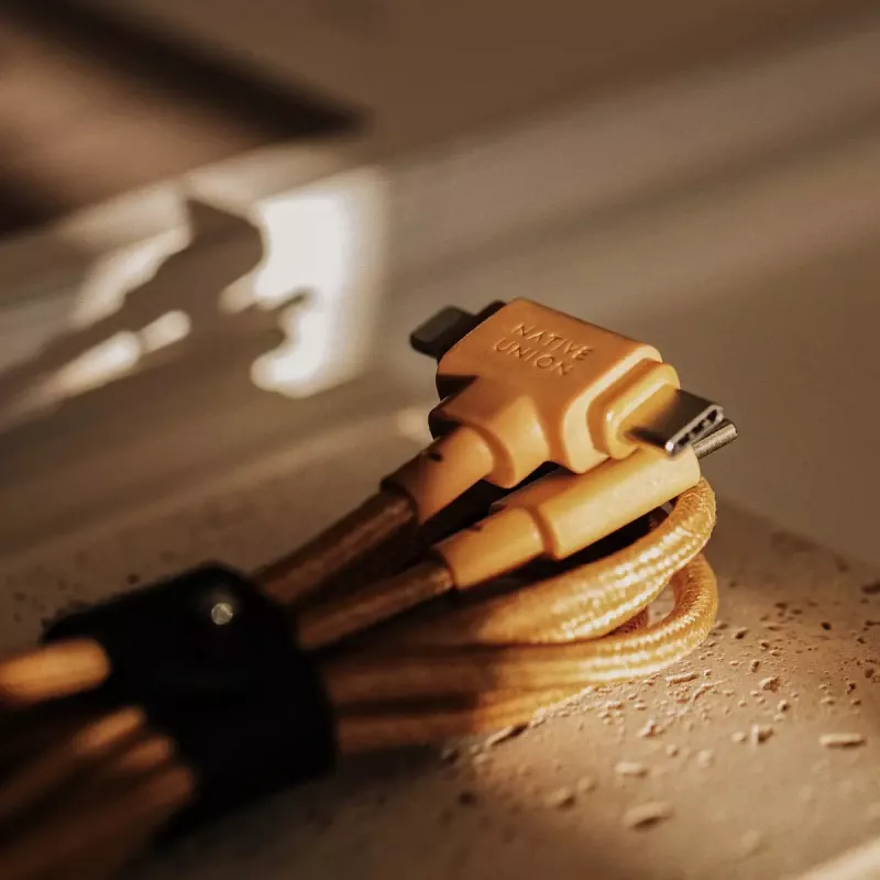 USB-kabel native union Belt kabel Duo 1,5 m USB-C naar USB-C/Lightning geel