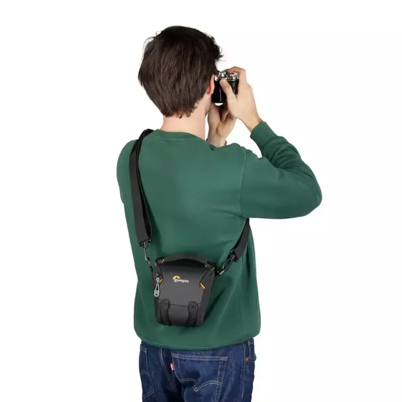 Heuptas Lowepro Adventura TLZ 20 III zwart schouderriem