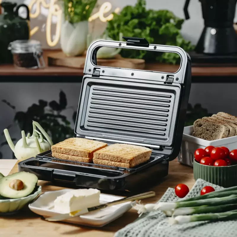 Sandwichmaker 2-in-1 Adler AD 3070b — 850 W, 2 platen, zwart