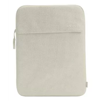 Incase Crosstown Sleeve met Woolenex voor 16-inch laptop