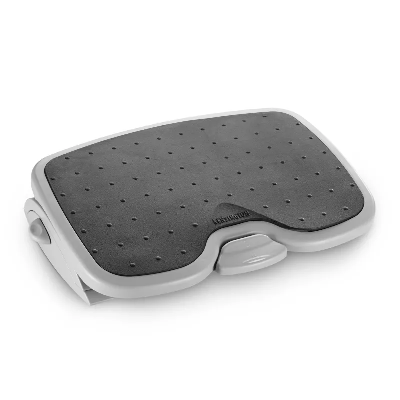 Kensington SoleMate Plus 56146 voetensteun met SmartFit-systeem, verstelbare kanteling tot 20°, 45×35 cm, zwart/grijs