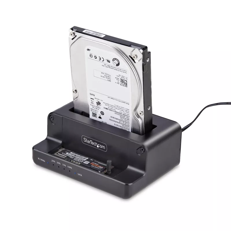 StarTech.com M.2 NVMe naar 2,5/3,5 inch SATA-schijfduplicator, dual-bay standalone SSD-kloonstation/dock, bidirectioneel NVMe naar SATA / SATA naar NVMe, tot 27 GB/min, TAA