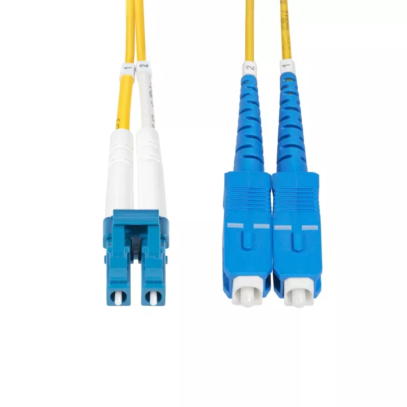 StarTech.com SMLCSC-OS2-7M 7 m (23 ft) LC–SC (UPC) OS2 singlemode duplex glasvezelpatchkabel, 9/125 µm, lasergeoptimaliseerd, 10G/100G, buigongevoelig, laag insertieverlies, LSZH, geel