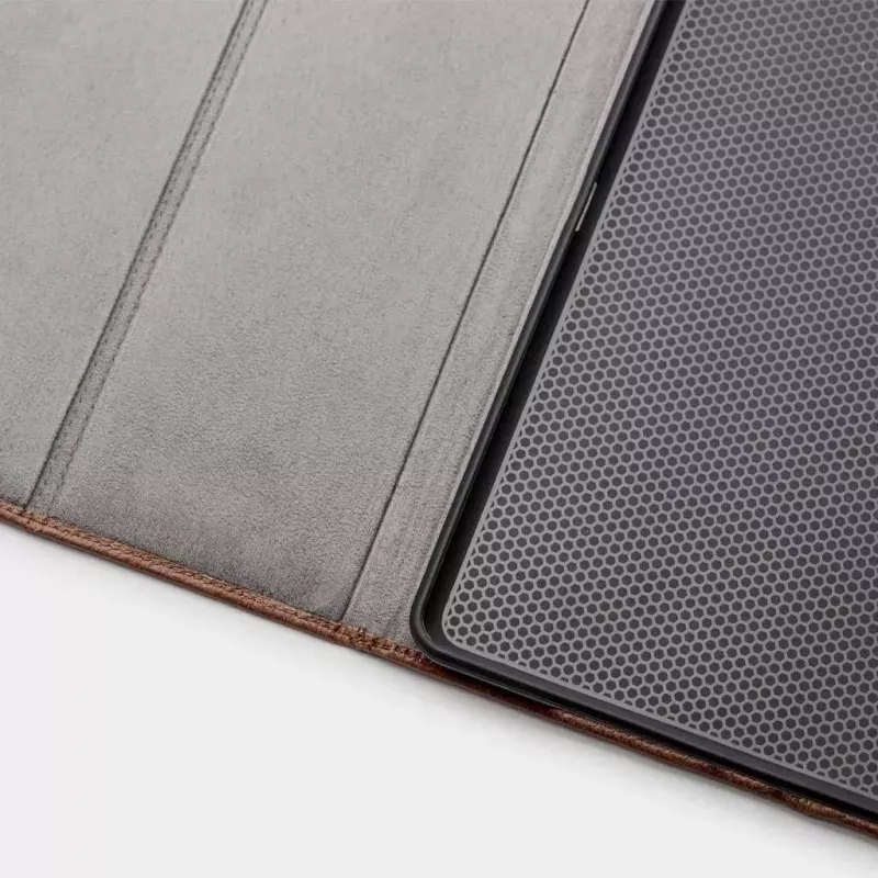 Folio Case Trunk TR-LEAIPC10-BRW voor iPad 10,2 inch, bruin