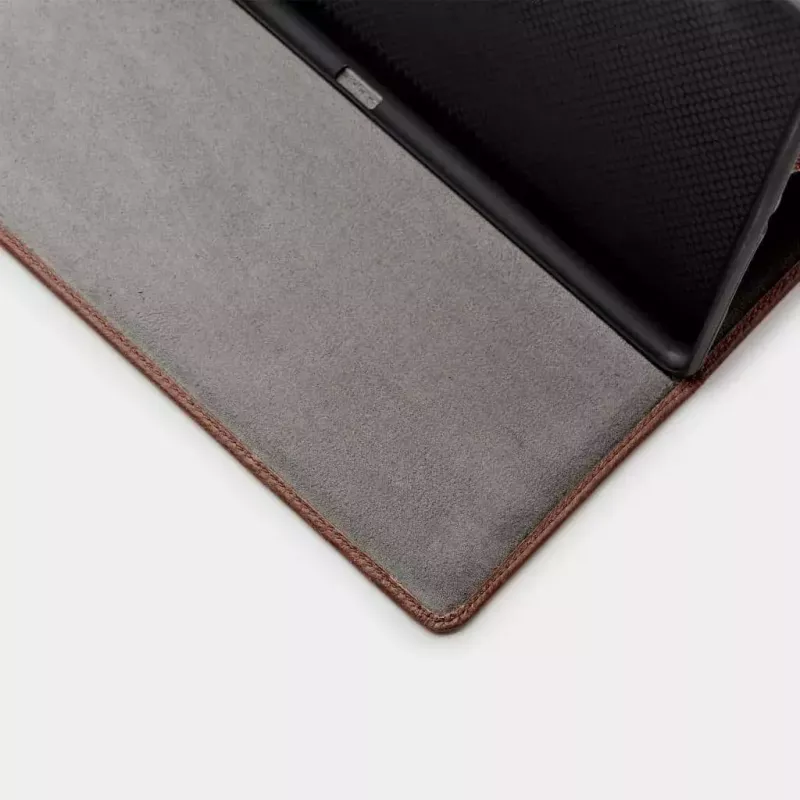 Folio Case Trunk TR-LEAIPC10-BRW voor iPad 10,2 inch, bruin