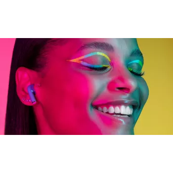 Music Sound Swag SWAG zijn de capsulevormige Bluetooth-hoofdtelefoons in vele felle, supertrendy kleuren.