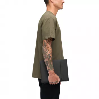 Tablet-hoes Incase Crosstown Sleeve voor 11-inch tablet, zwart