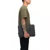 Incase Crosstown Sleeve met Woolenex voor 16-inch laptop