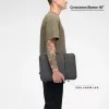 Incase Crosstown Sleeve met Woolenex voor 16-inch laptop