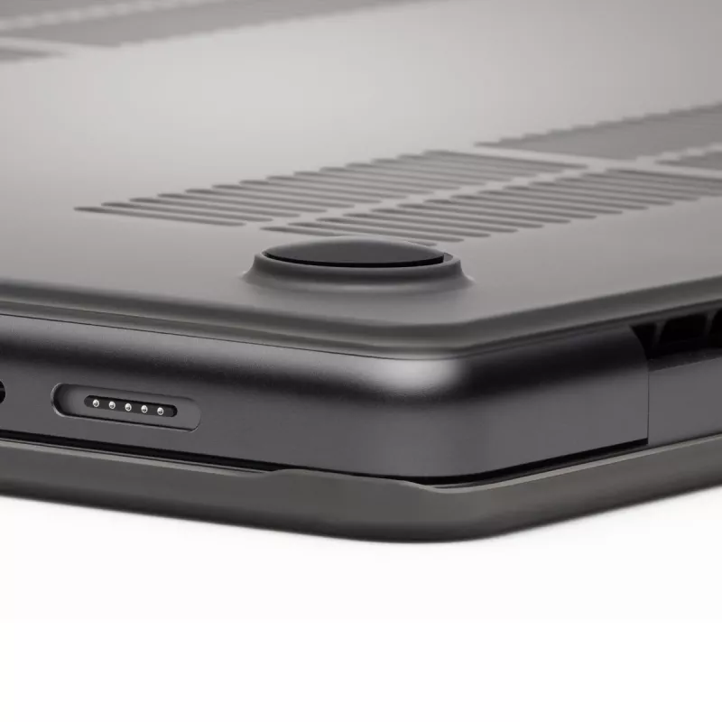 Hardcase hoes Zagg voor MacBook Pro 13 M2/M1 (20) – smoke-afwerking, beschermhoes