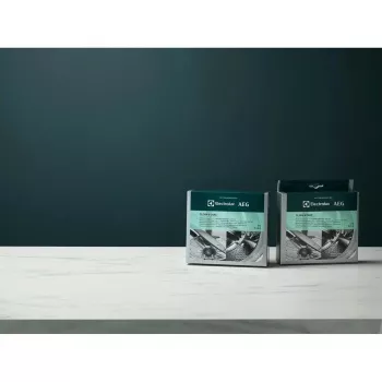 Ontkalker- en vetoplosser-poeder Electrolux M2GCP121 voor vaatwasser en wasmachine, 12 stuks