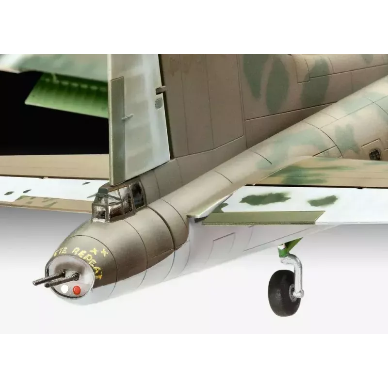 Model van een vastvleugelig vliegtuig Revell B-17F Memphis Belle
