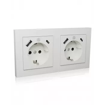 ICY BOX IB-MPS4200W-PD stopcontact type F + USB A + USB C wit