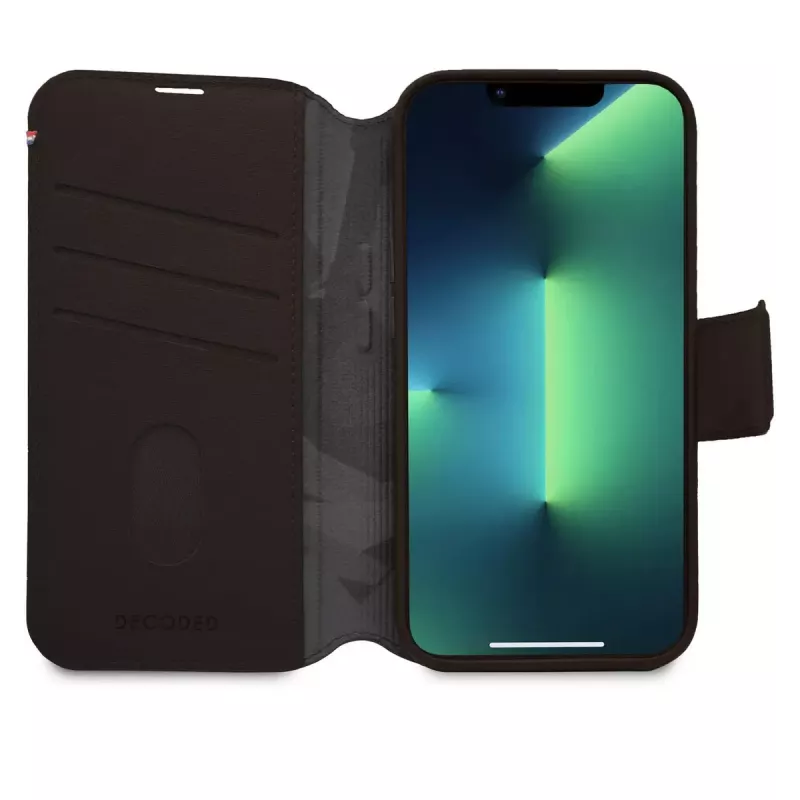Wallet-hoes Decoded iPhone 14 Plus bruin 6,7 inch 3 kaartvakken