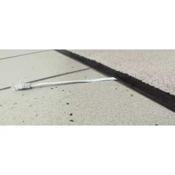 InLine platte ultraslim patchkabel U/UTP Cat.6 gigabit-geschikt rood 0,5m