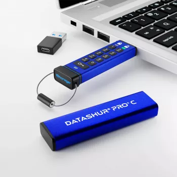 iStorage datAshur PRO+C 128GB | FIPS 140-3 Level 3 gecertificeerd | Veilige USB Type-C-drive | AES-XTS 256-bit hardwareversleuteling | PIN-beveiligd | Type-C-naar-A-adapter inbegrepen