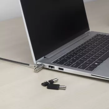 ACT AC9030 laptopslot metaalkleur rond sleutel 2 m kabel