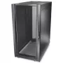 APC NetShelter SX AR3104SP1 serverkast, 24U, 19 inch, 600 mm breed, met dak en zijpanelen, schokbestendige verpakking, zwart