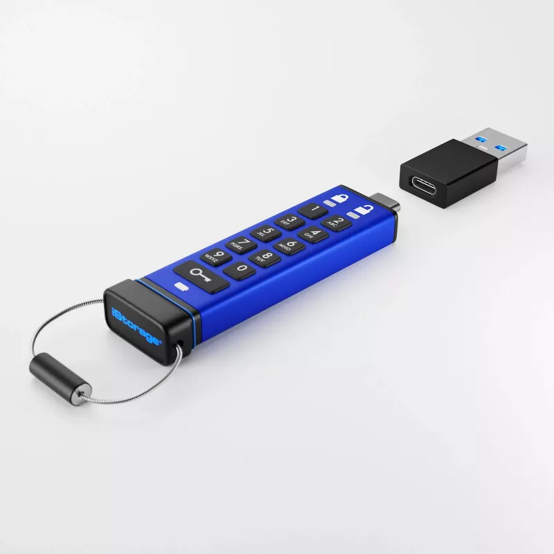 iStorage datAshur PRO+C 32GB | FIPS 140-3 Level 3 gecertificeerd | veilige USB Type-C-drive | AES-XTS 256-bit hardwareversleuteling | PIN-beveiligd | type C-A-adapter inbegrepen