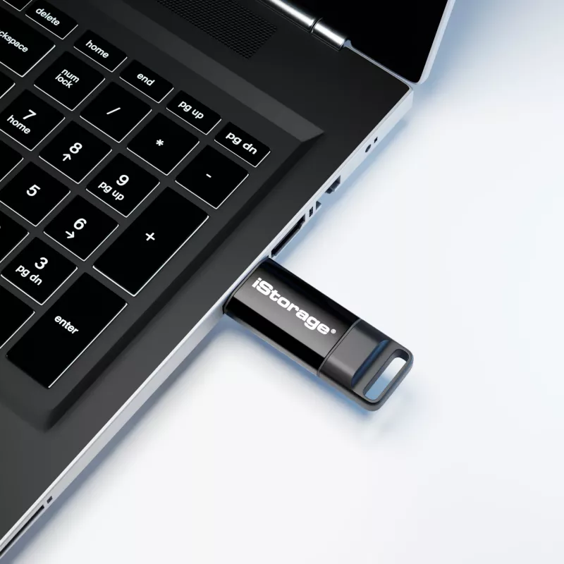 iStorage datAshur BT IS-FL-DBT-256-64 versleutelde USB-stick, 64 GB, USB 3.2 Gen 1, smartphoneauthenticatie via Bluetooth, AES-XTS 256-bit hardwareversleuteling, tweefactorauthenticatie via sms, klaar voor beheer op afstand