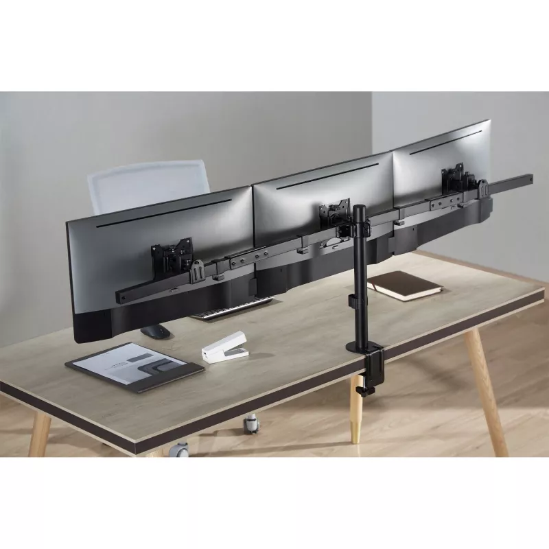 InLine bureaubeugel voor 3x tv / LED / TFT-display tot 81cm 32 inch max. 7kg