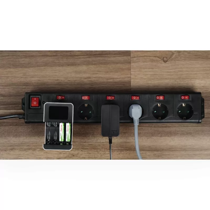 Hama 00137259 stroomverdeler 1,4 m 6 AC-stopcontact(en) binnen zwart