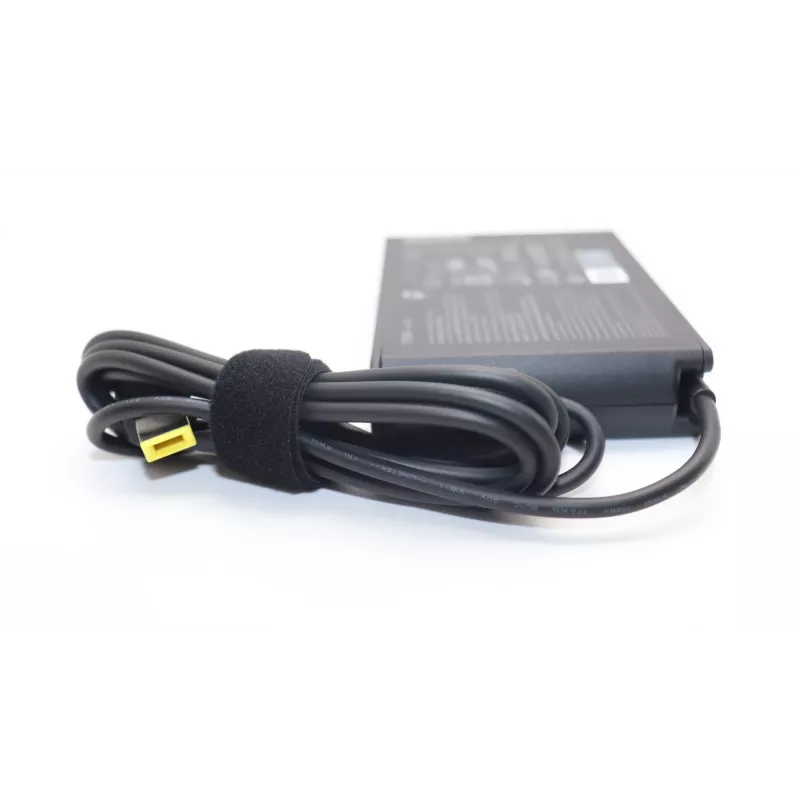 Lenovo 5A11K67847 voeding/inverter binnen 135 W zwart