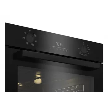 Inbouw elektrische oven BEKO BBIE123001BD — 72 L, 2400 W, LED-display, verzonken draaiknoppen, stoom-zelfreiniging, zwart