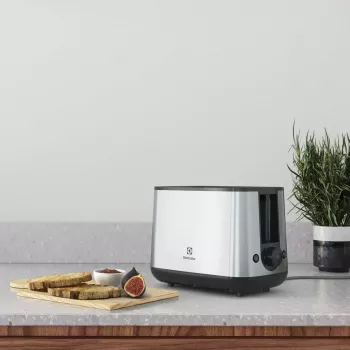 Electrolux E3T1-3ST 7 2 sneden 800 W grijs, roestvrijstaal
