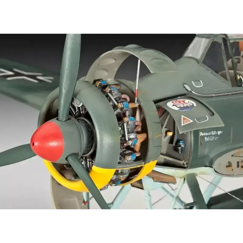 Plastic modelbouwset REVELL ARADO AR 196A-3 watervliegtuig schaal 1:32