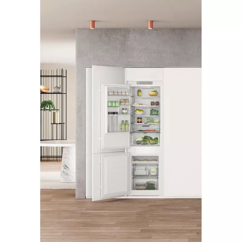 Whirlpool WHC18 T322 inbouwkoelkast 250 L