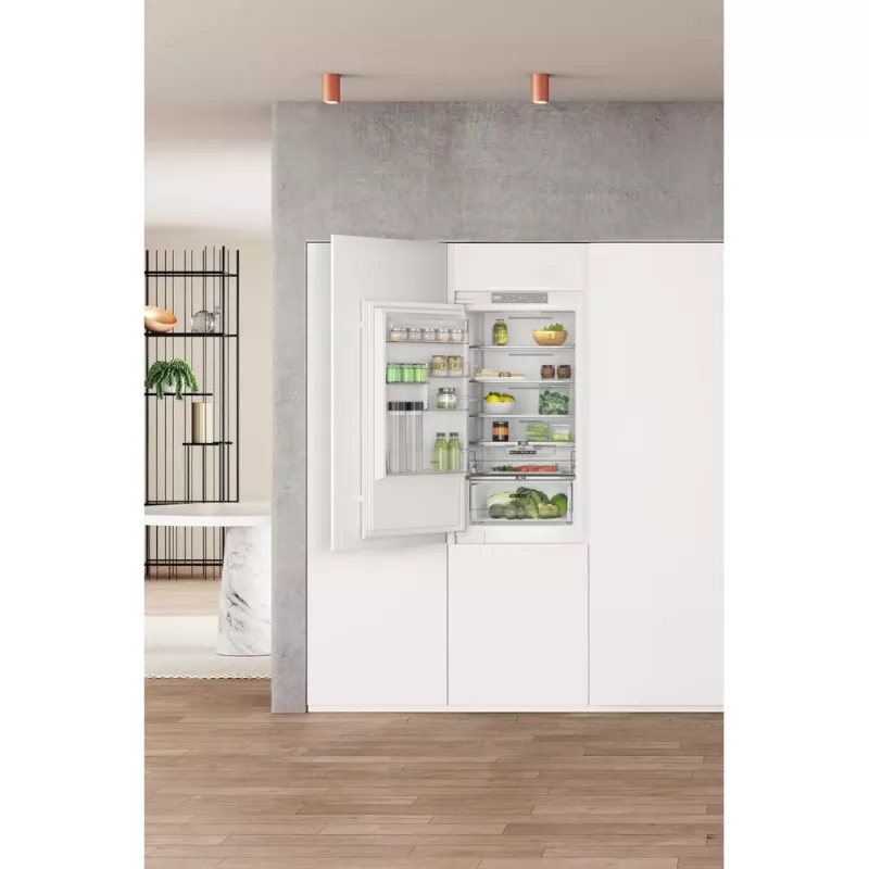 Whirlpool WHC18 T322 inbouwkoelkast 250 L